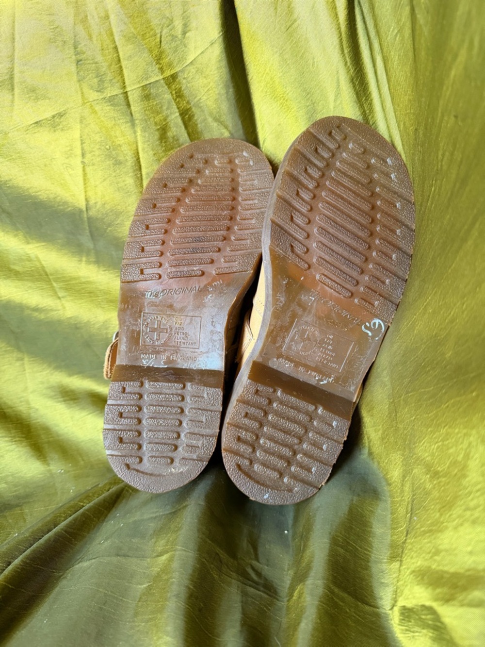 VINTAGE Deadstock Dr.Martens L314 Mustard Yellow Nubuck T-Bar Mary Janes MIE NWT - Picture 7 of 8